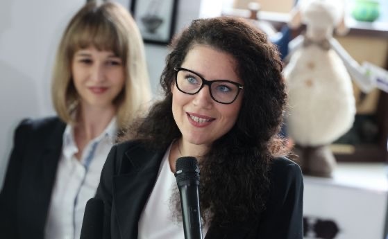 Вицепремиерът по ефективно управление Калина Константинова обяви в предаването Още