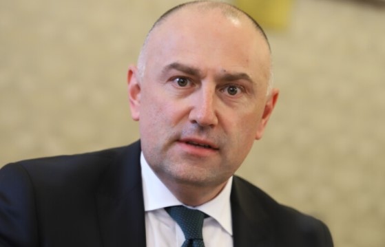 Заседанието на бюджетната комисия в парламента се провали за втори