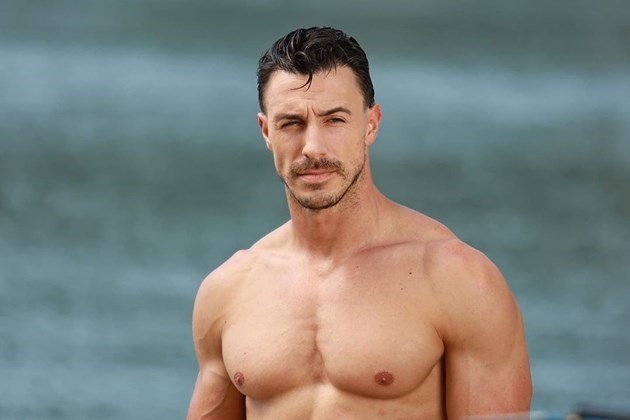 В новите епизоди на най романтичното телевизионно приключение Ергенът този четвъртък