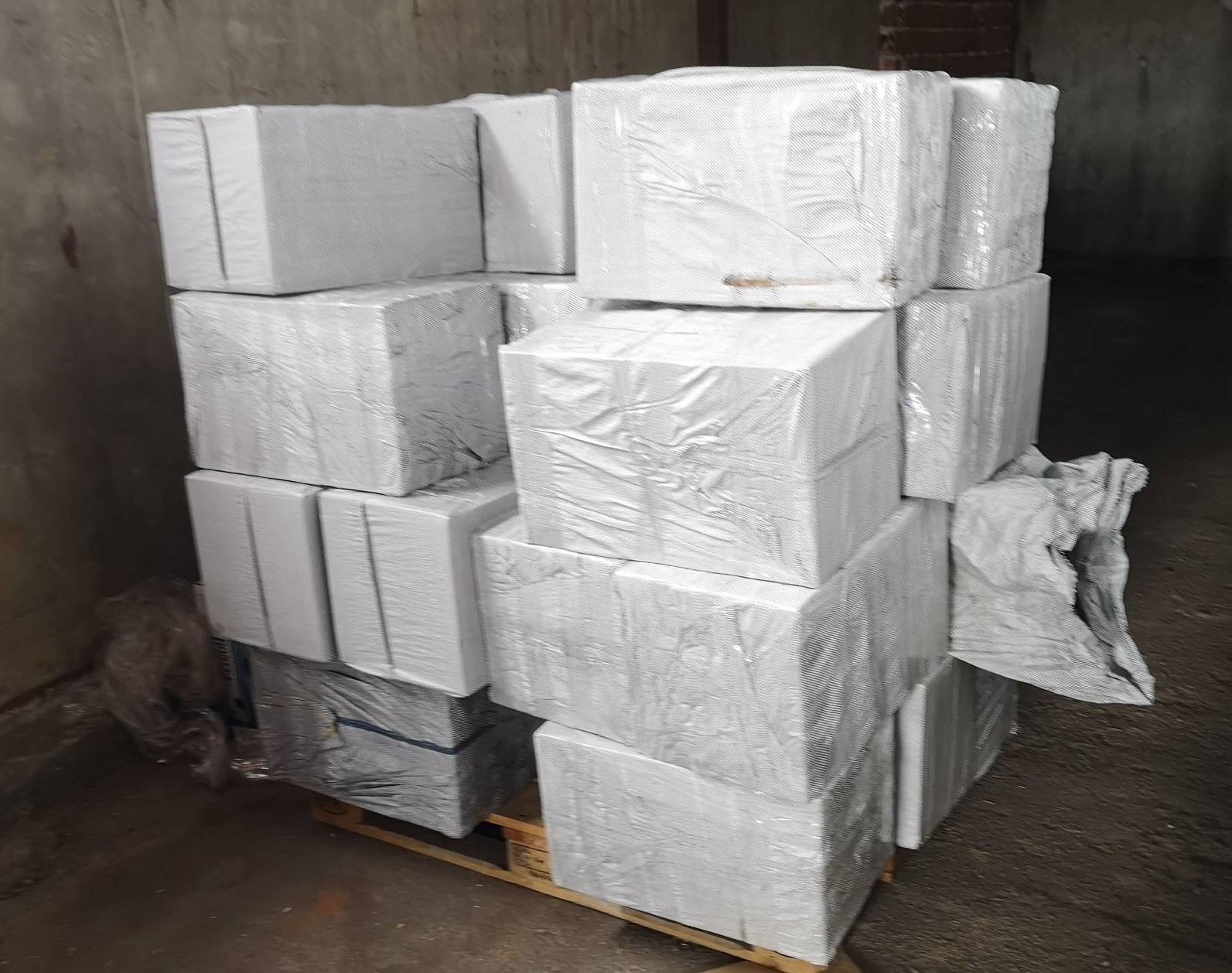 Голямо количество контрабандни цигари са задържани при акция на ГДБОП