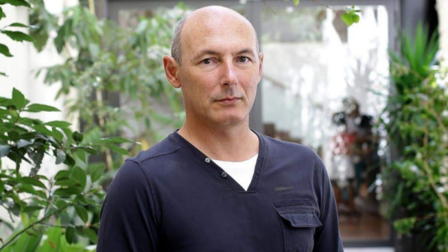 В България нещата с къщите за гости са много кокошкарски и