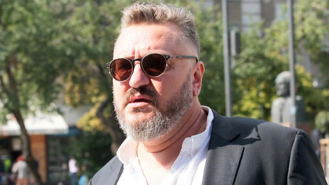 Журналистът Мартин Карбовски обяви че се отказва да става член