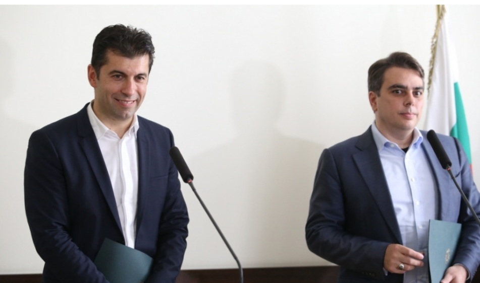 Водещата формация в управлението Продължаваме промяната ще стане политическа партия