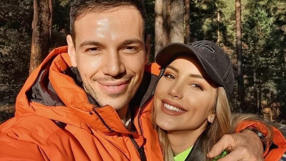 Александра и Даниел Петканови вече официално приключиха развода си Двамата