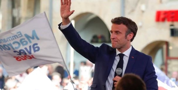 Еманюел Макрон е преизбран за президент на Франция с 58