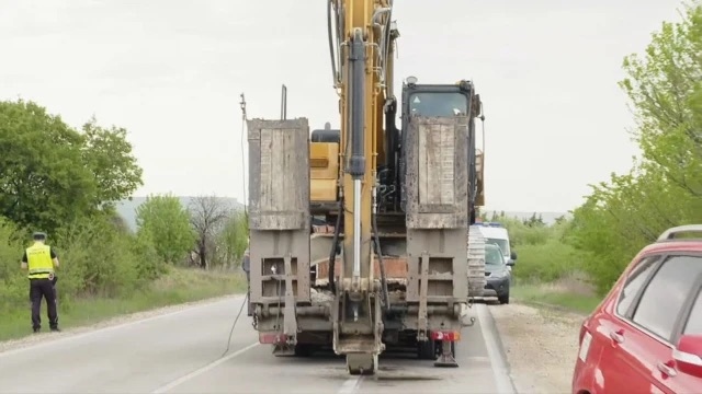 Жена на 61 г и нейната дъщеря на 41 г