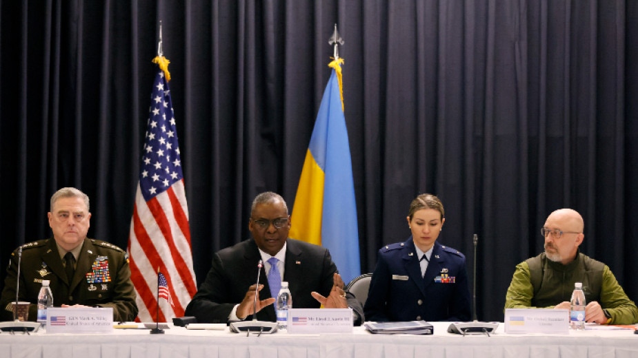 Започна срещата на НАТО за Украйна която американският министър на