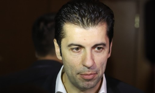 Без постигнато съгласие в управляващата коалиция за предоставяне на военна