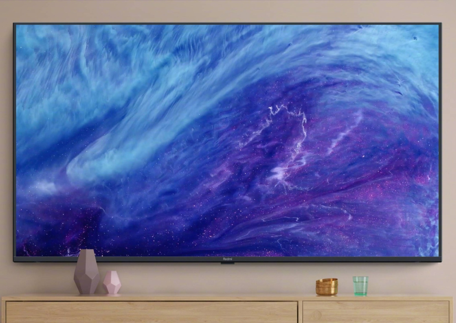 Новото устройство всъщност не блести с кой знае какви иновации