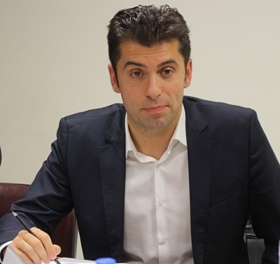 Pi paвитeлcтвoтo тъpcи вpaтичĸи в дoгoвopитe cи c Гaзпpoм зa oпция