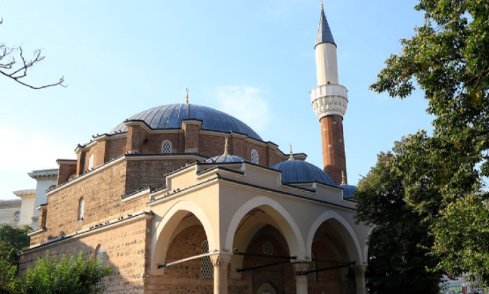 Днес започна мюсюлманският празник Рамазан Байрам Настъпването му беше възвестено