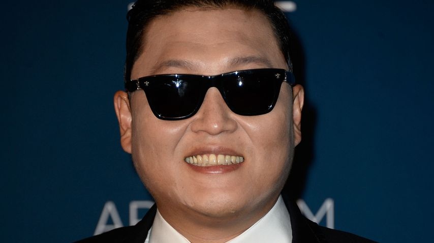 Южнокорейският изпълнител Сай пусна на пазара дългоочаквания си нов албум