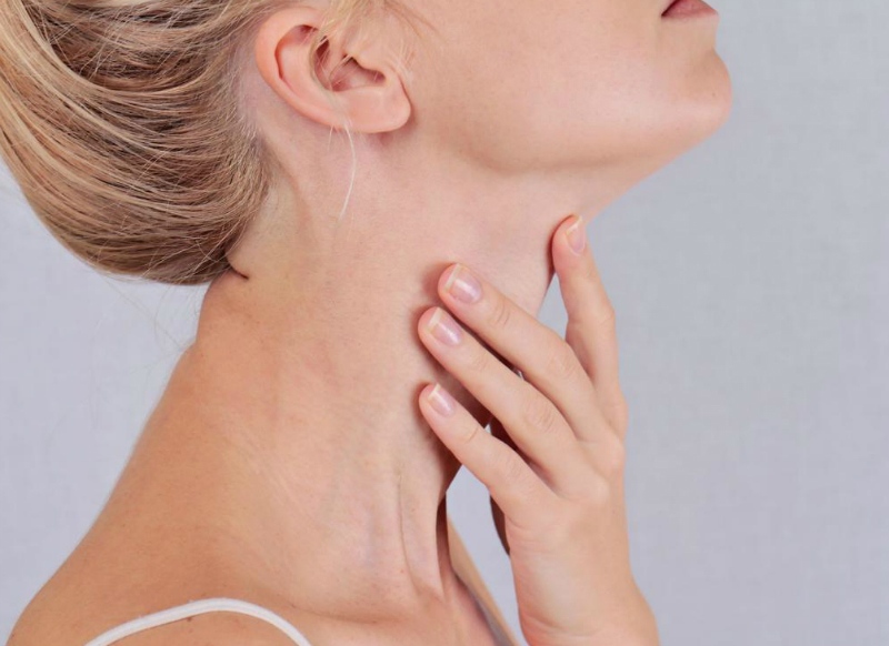 Популярни блогъри показаха лесен начин за подмладяване на кожата по