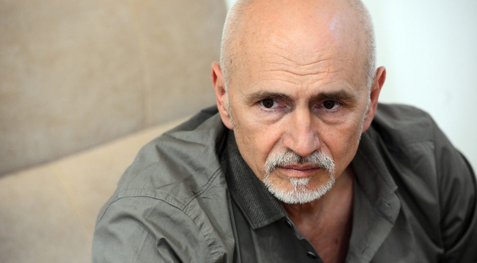 Ние сме отговорно правителство което обяви че няма да се