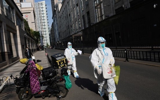 22 милионата китайска столица заприлича на призрачен град след като милиони