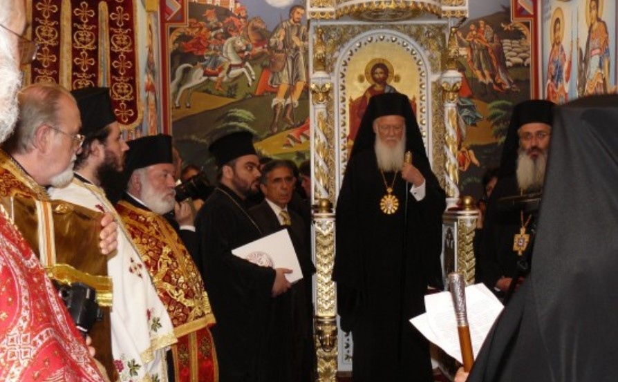 Синодът на Вселенската патриаршия отстрани 55 годишната схизма върху Македонската православна