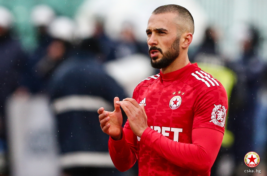 Футболистът на ЦСКА Георги Йомов е задържан от полицията за