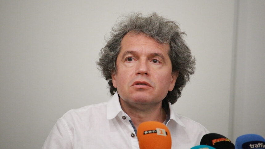 Задават се трудни години За това алармира Тошко Йорданов от