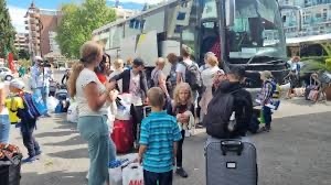 Украинските бежанци ще са в отделни вагони при преместването им от