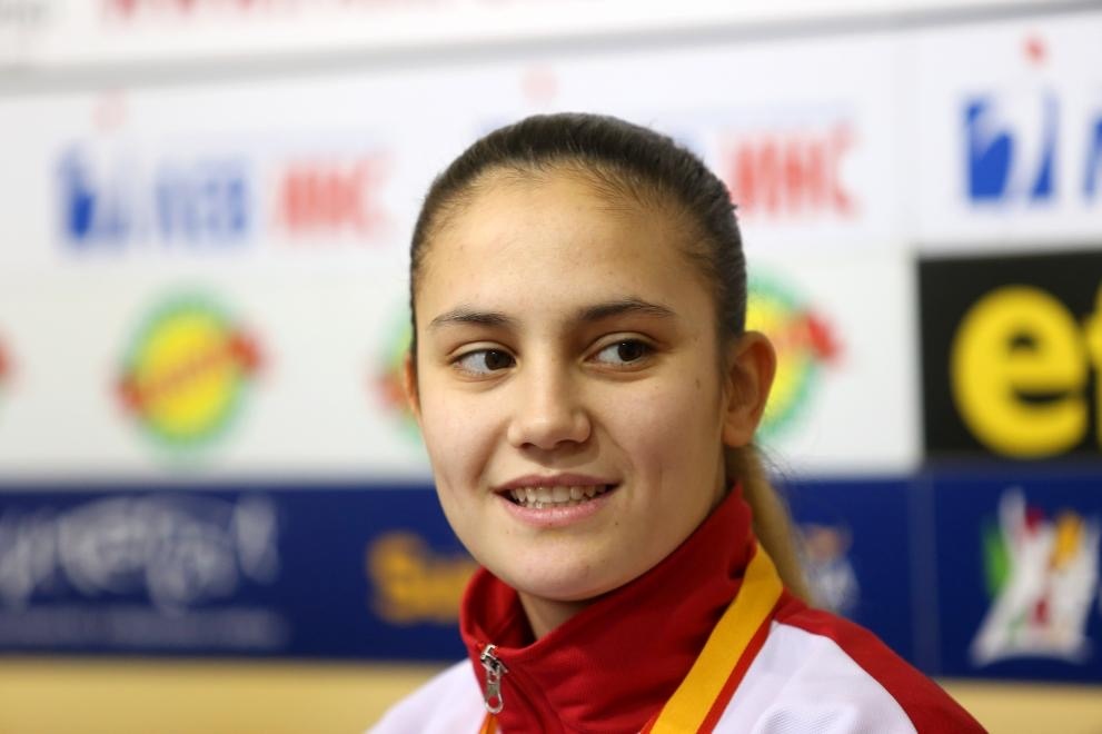 Олимпийската шампионка Ивет Горанова спечели сребърен медал в категория до