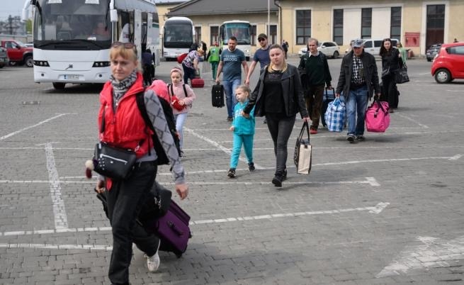 Само петима украински бежанци отпътуваха тази сутрин с влак от