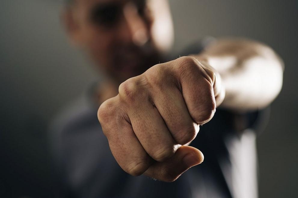 Мъж преби по жесток начин жена в Монтана Тя живеела