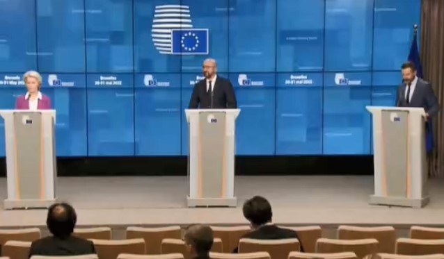 След часове напрегнати преговори в Брюксел лидерите на държавите от