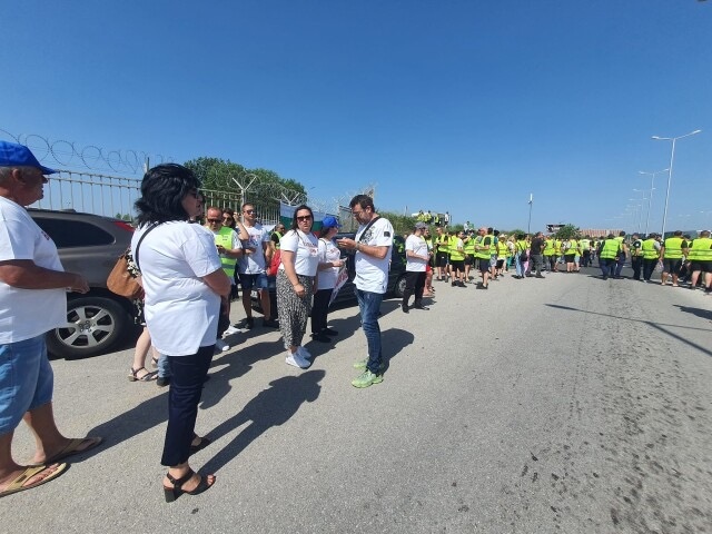 Протест на превозвачите на граничен пункт Капитан Андреево докато транспортният