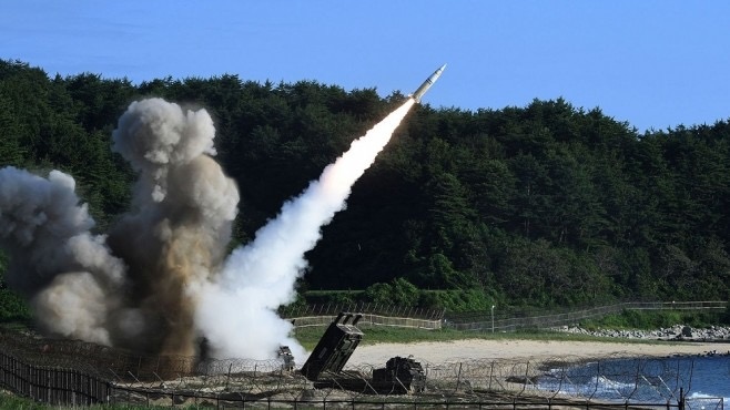 Три вида военна техника иска Украйна от България Това обяви