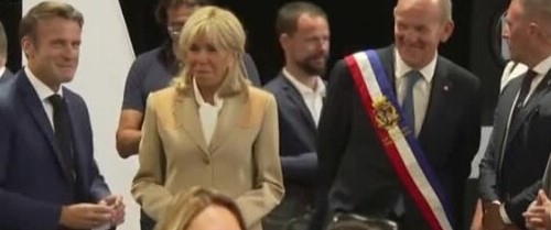 Обединените леви сили на Франция застигнаха коалицията на президента Еманюел