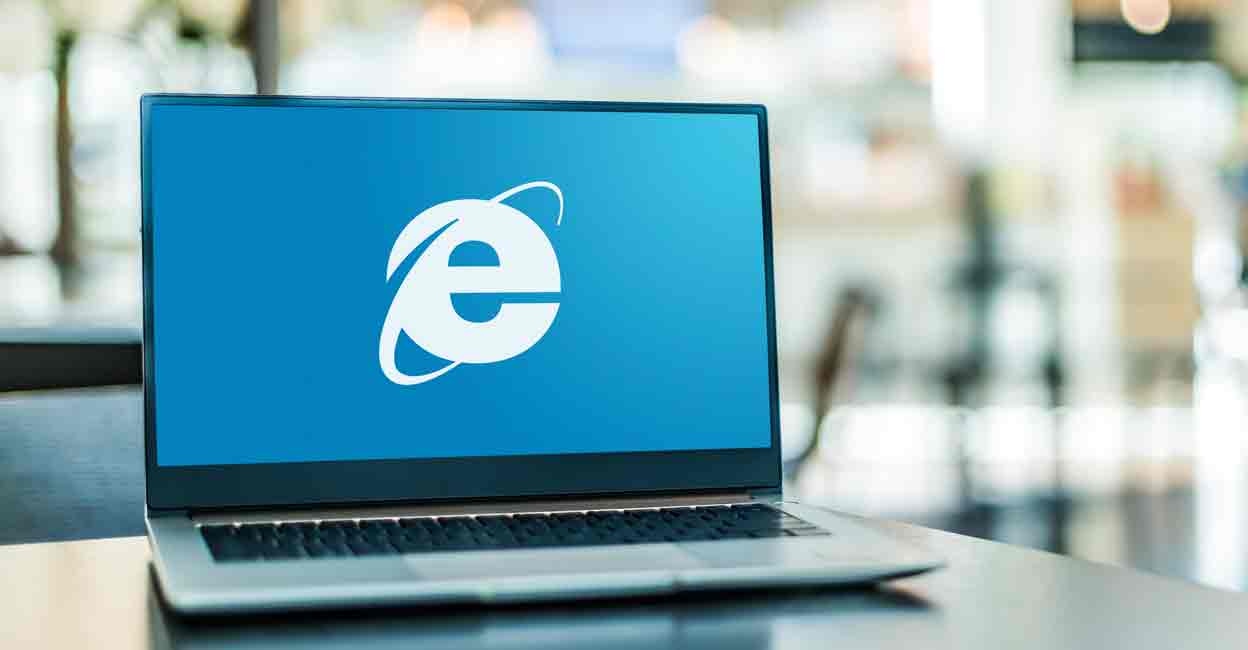 След близо 27 години на пазара, Internet Explorer вече официално