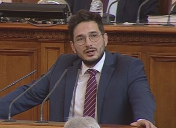 Аз говоря лично за себе си и го декларирам пред