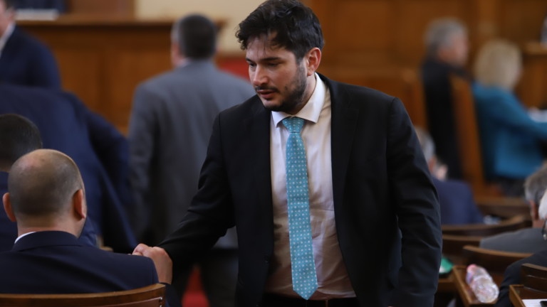 Нямам никаква информация дали други от Има такъв народ ще