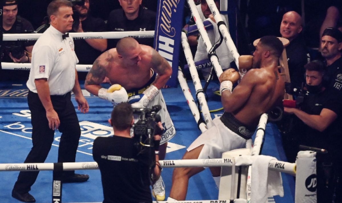 Мачът за световната титла по бокс в тежка категория между