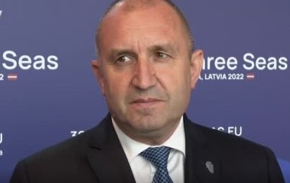 Не мога да приема открити призиви към политическо номадство Хората