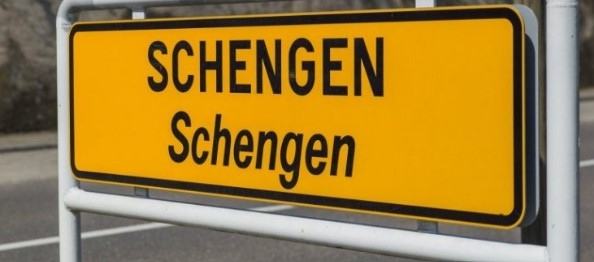 От над 15 години България и българите са лъгани от