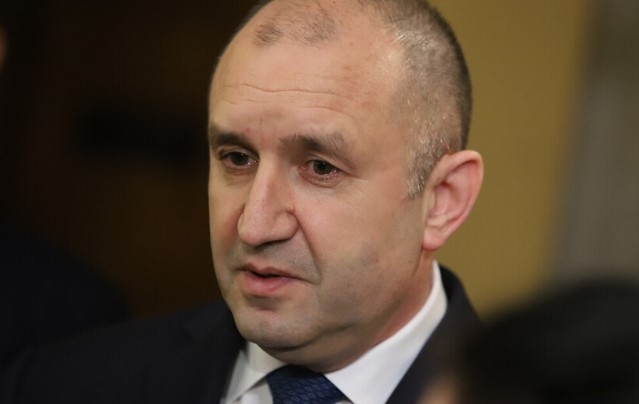 Президентът Румен Радев ще започне консултации с парламентарните групи за