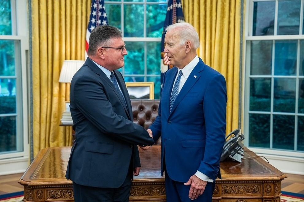 Президентът Джо Байдън прие на 7 юни 2022 г акредитивните