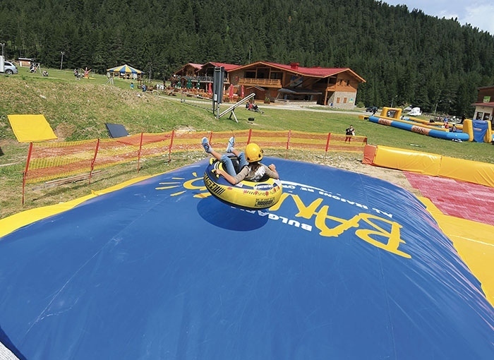 В петък 1 юли 2022г Банско официално открива летния сезон съобщиха