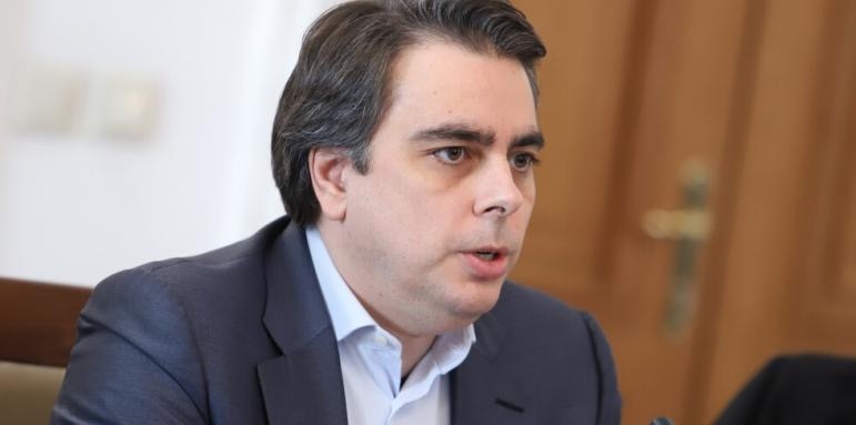 Асен Василев е вицепремиер по еврофондовете и министър на финансите