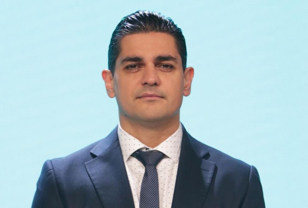 Министърът на спорта в оставка Радостин Василев обвини бившото управление