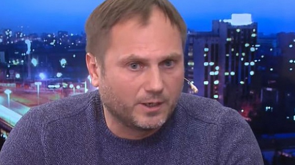 Според мен колкото по малко държавници има тук толкова по добре