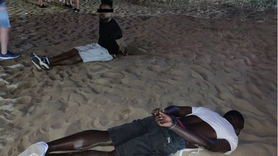 Разкриха престъпна схема за пласиране на наркотици в Слънчев бряг