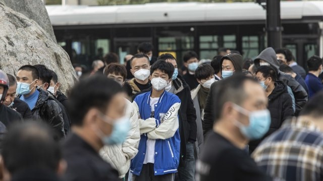 Китайските власти въведоха локдаун за 1 7 милиона жители в провинция
