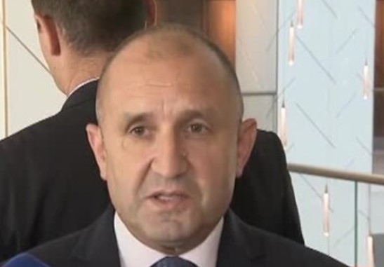 Всеки който работи срещу интересите на България трябва да носи