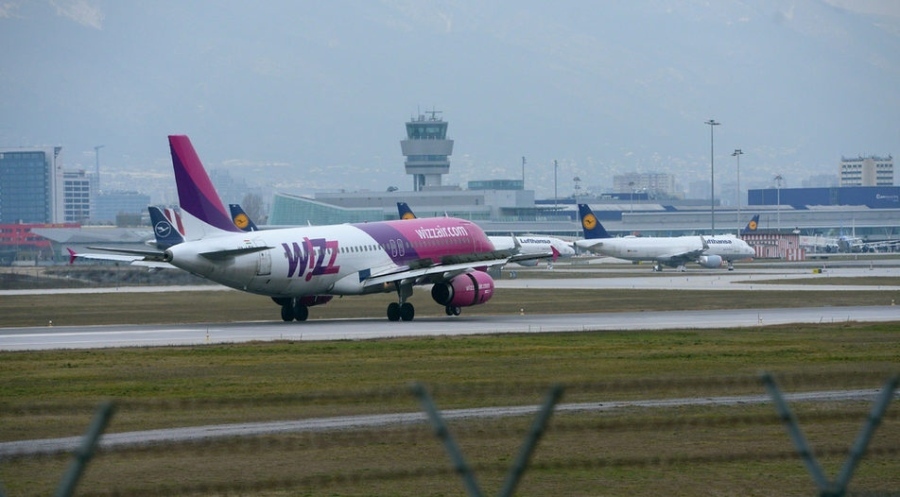 Нискотарифната авиокомпания Wizz Air отмени днес отново полета от София