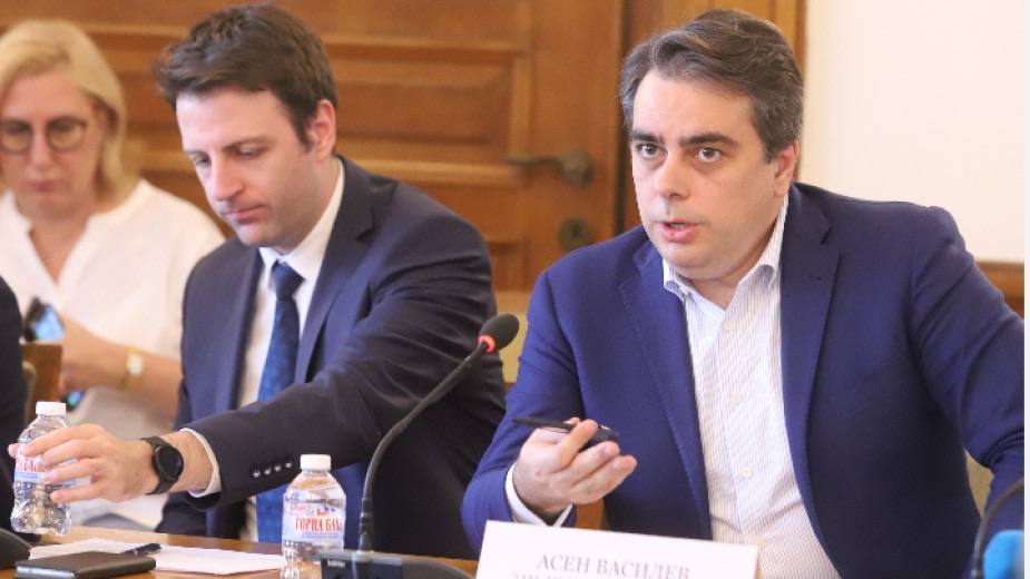Вицепремиерът и министър на финансите в оставка Асен Василев коментира