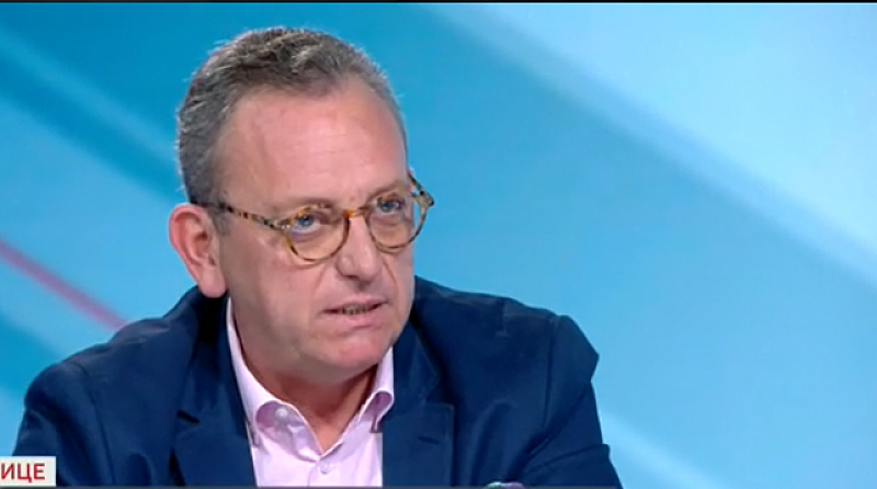 Аз съм убеден демитологизатор Историята е набор от факти и