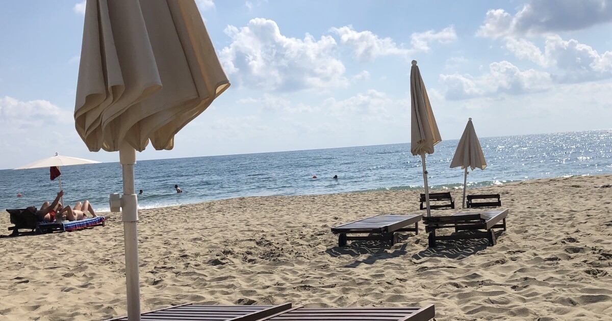 Битката за туристи и голямата конкуренция не позволяват сериозно вдигане