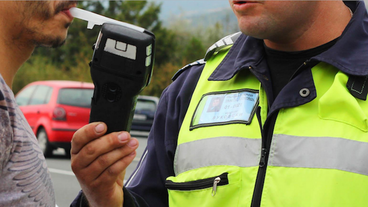 Полицията спря пиян шофьор с 5 11 промила алкохол в кръвта